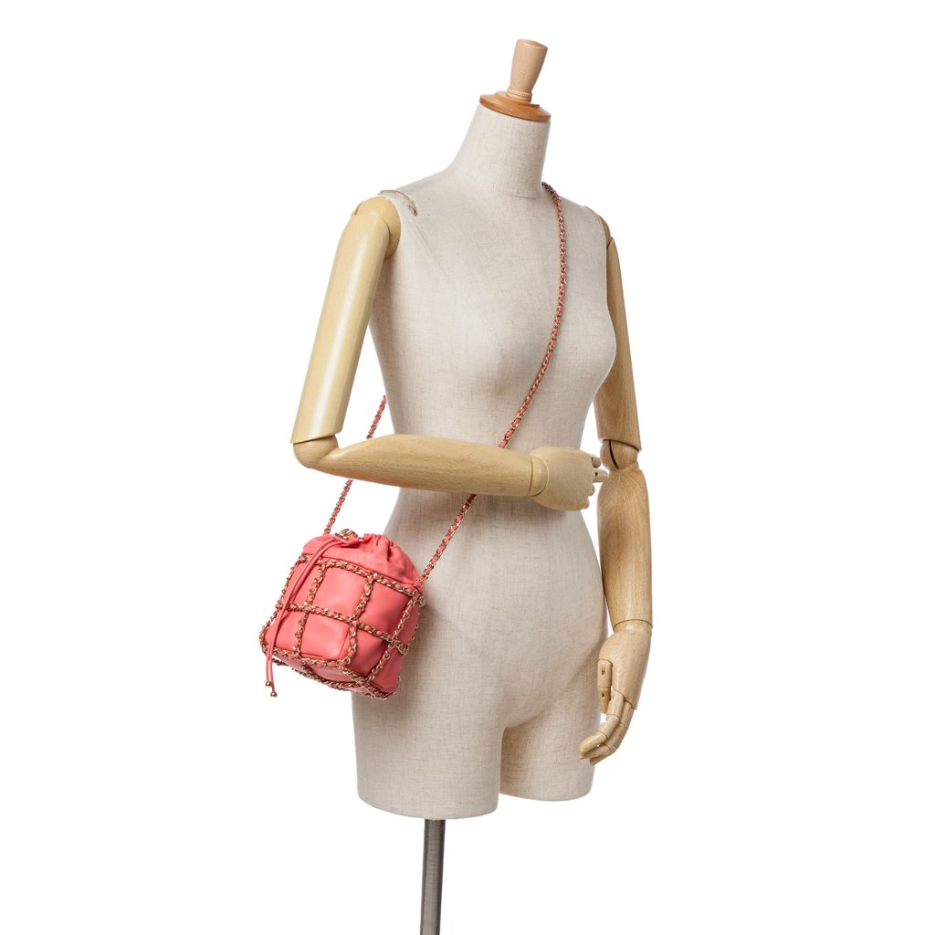 Chanel Lambskin CC Chain Frame Drawstring Bucket Bag - Detail 2