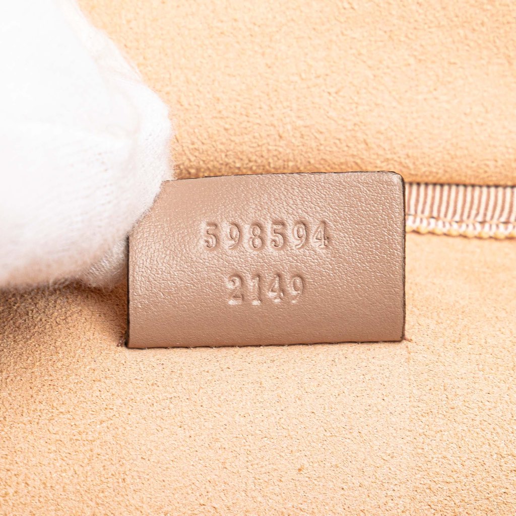 Gucci GG Marmont Round Matelasse Leather Backpack - Detail 1