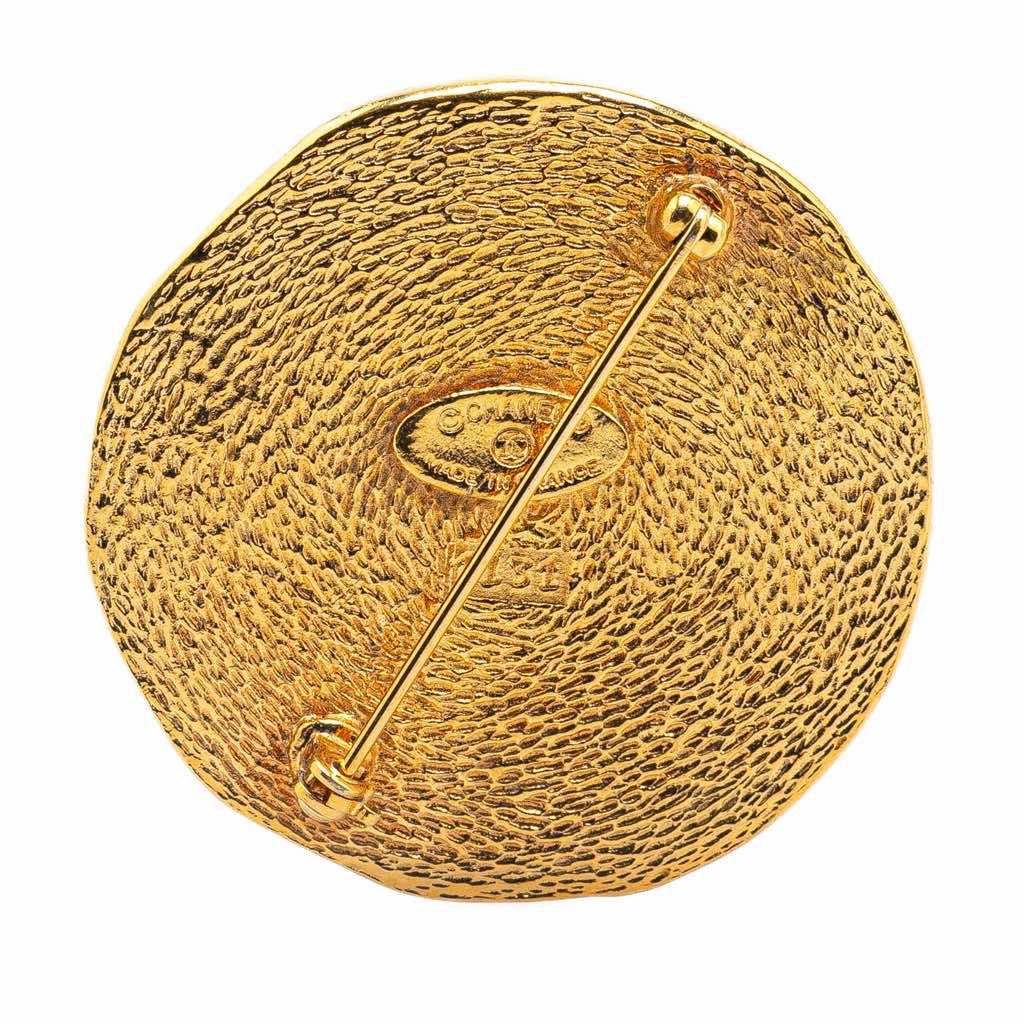 Chanel Gold Plated 31 Rue Cambon Round Brooch - 2