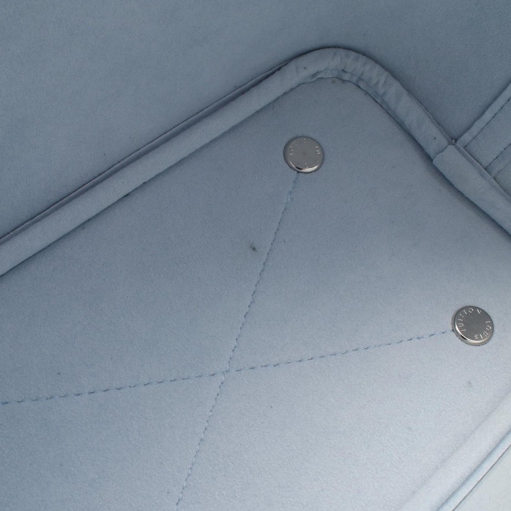 Louis Vuitton Mahina Perforated LV Circle Blossom PM - 5