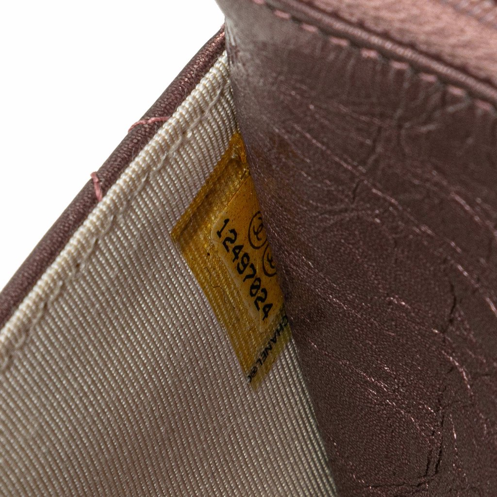 Chanel Reissue 2.55 Quilted Metallic Aged Calfskin Wallet on Chain - Image 10