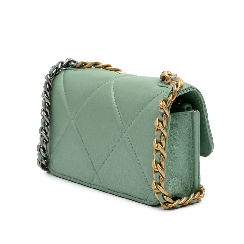 Chanel Quilted Lambskin 19 Wallet on Chain - 2