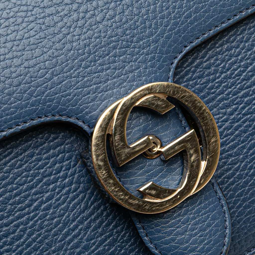 Gucci Small Dollar Calfskin Interlocking G Crossbody - Detail 2