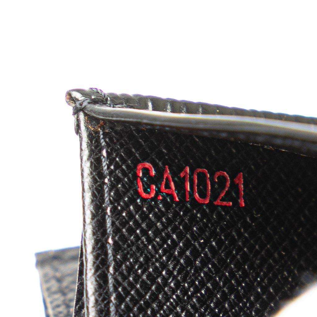 Louis Vuitton Epi Card Holder - Detail 1