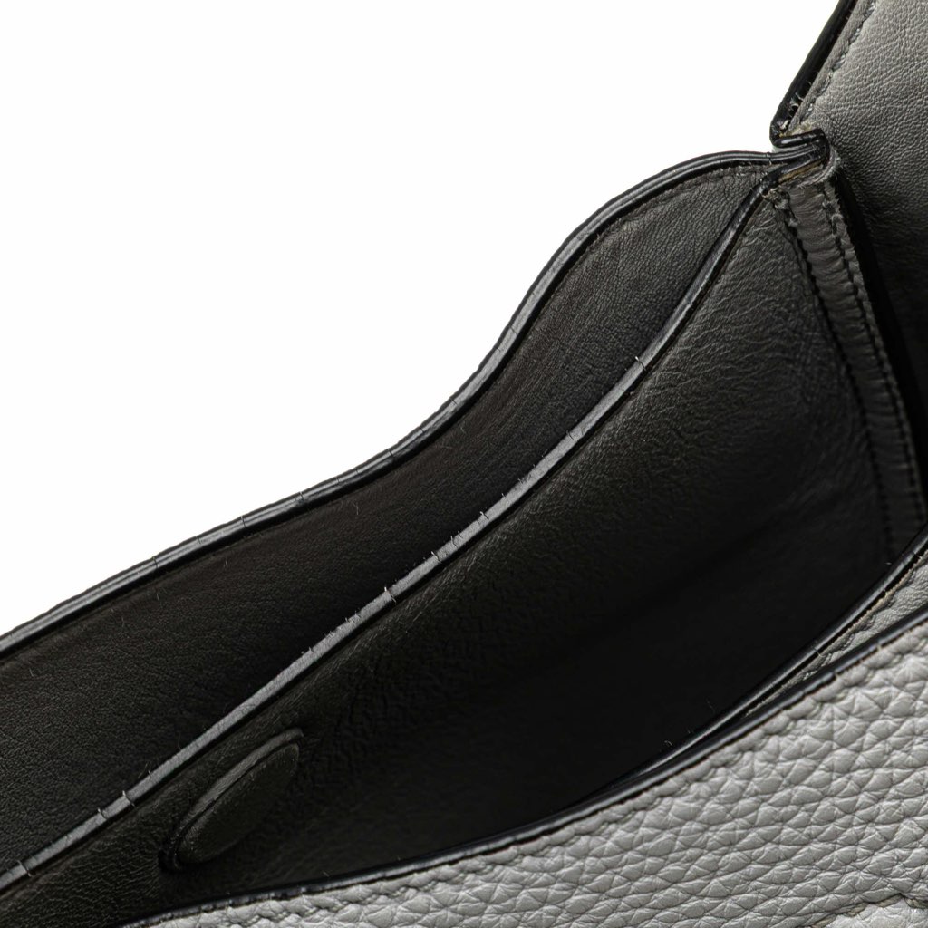 Prada Vitello Daino Dynamique Hobo - Image 11