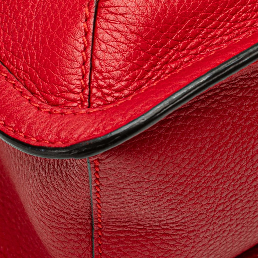 Gucci Medium Leather Bamboo Daily Crossbody - Image 10