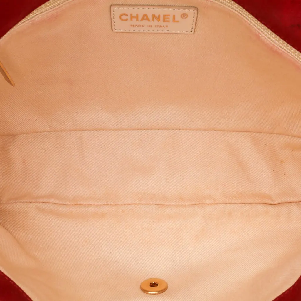 Chanel Large Iridescent Calfskin Chic Quilt Flap Red Leather Good - Model View