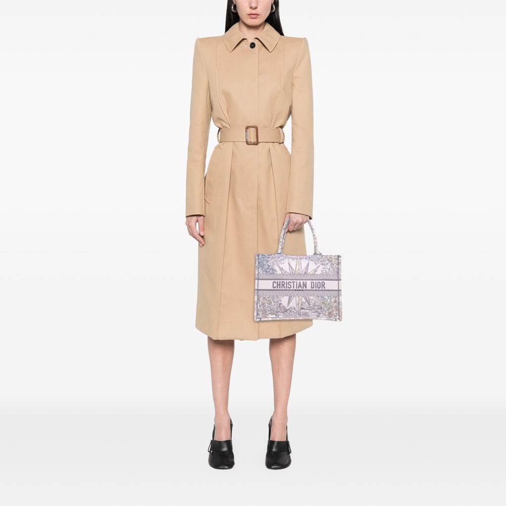 Dior Medium Reve d Infini Book Tote - Image 12