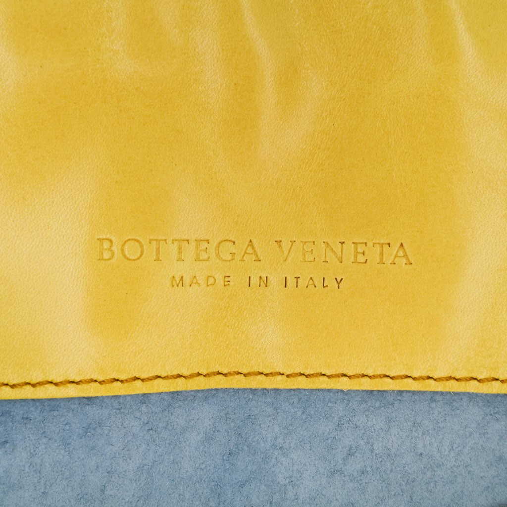 Bottega Veneta Leather Intrecciato Tote - Detail 2