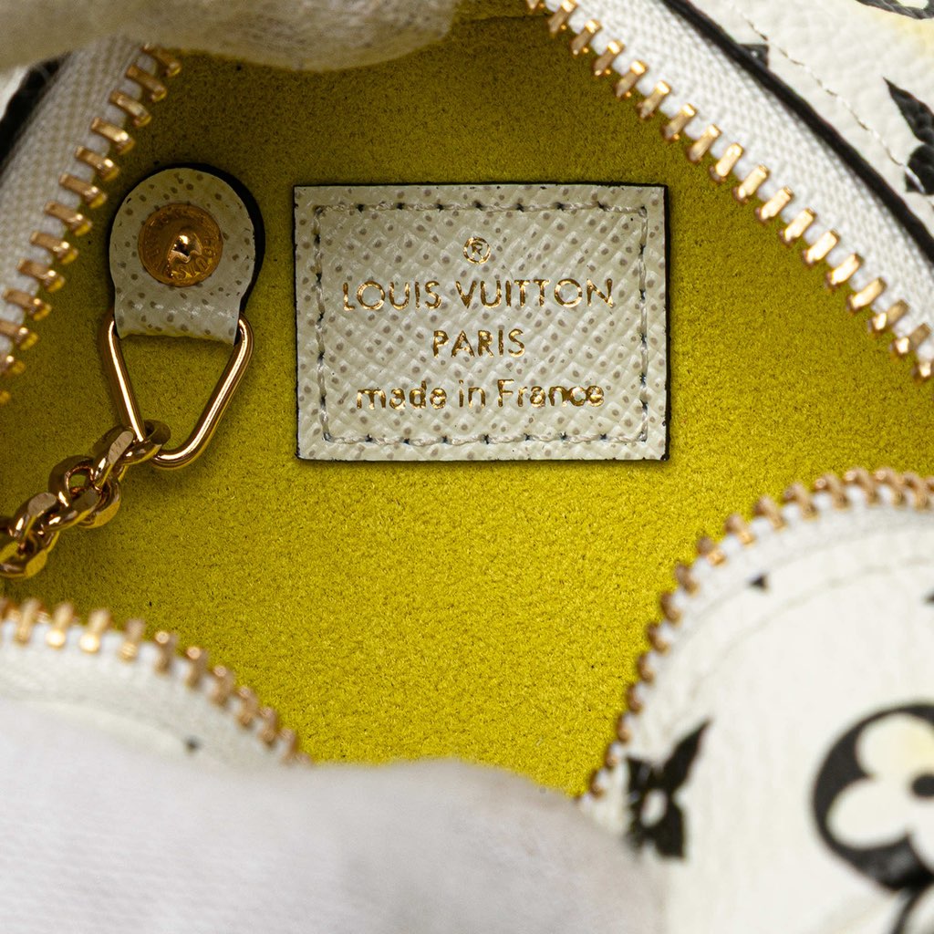 Louis Vuitton Monogram Giant Cube Coin Pouch - Detail 1