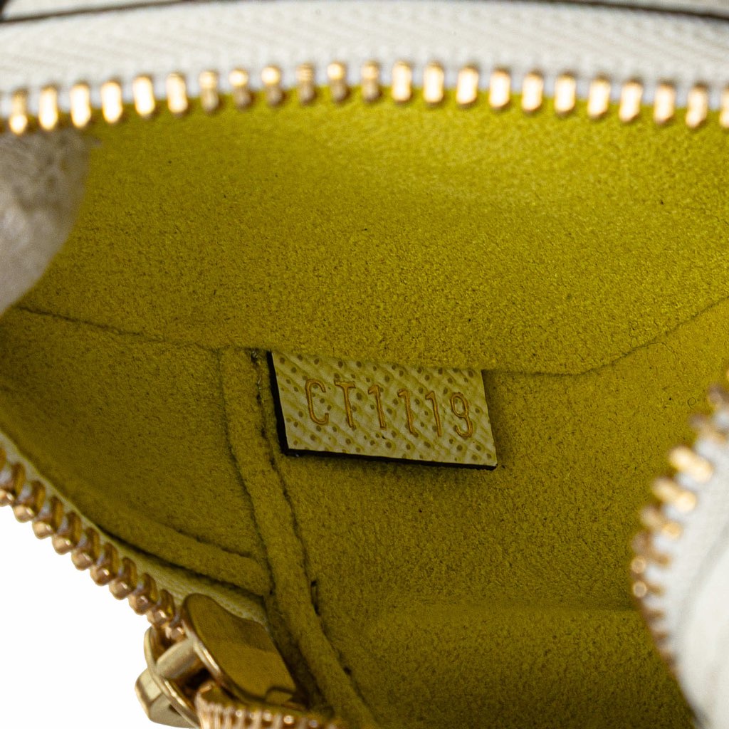 Louis Vuitton Monogram Giant Cube Coin Pouch - Detail 2