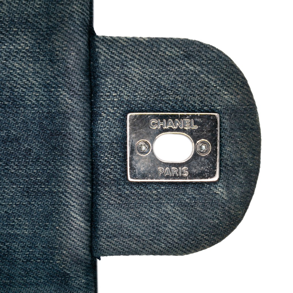 Chanel Large Embroidered Denim Camellia Flap - Detail 2