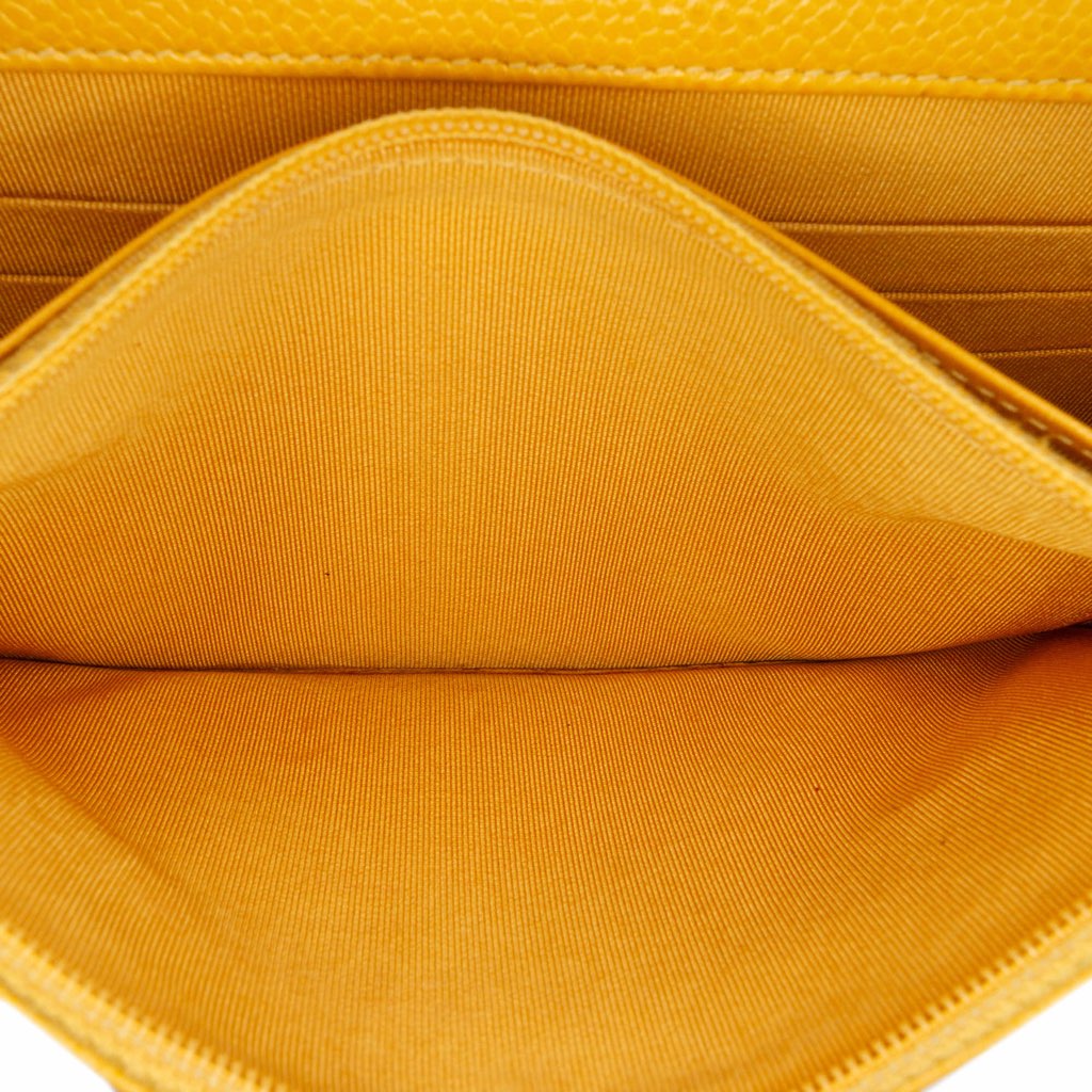 Chanel CC Quilted Caviar Wallet on Chain - 5