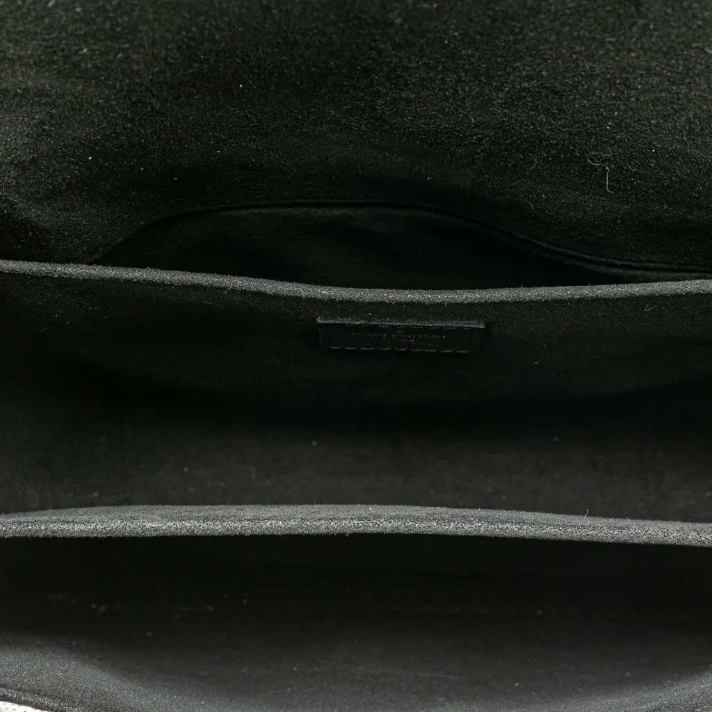 Louis Vuitton Since 1854 Pochette Metis Black Canvas Good - Model View