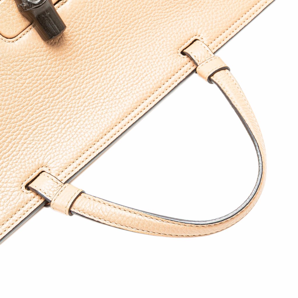 Gucci Large Leather Bamboo Daily Satchel - Image 13