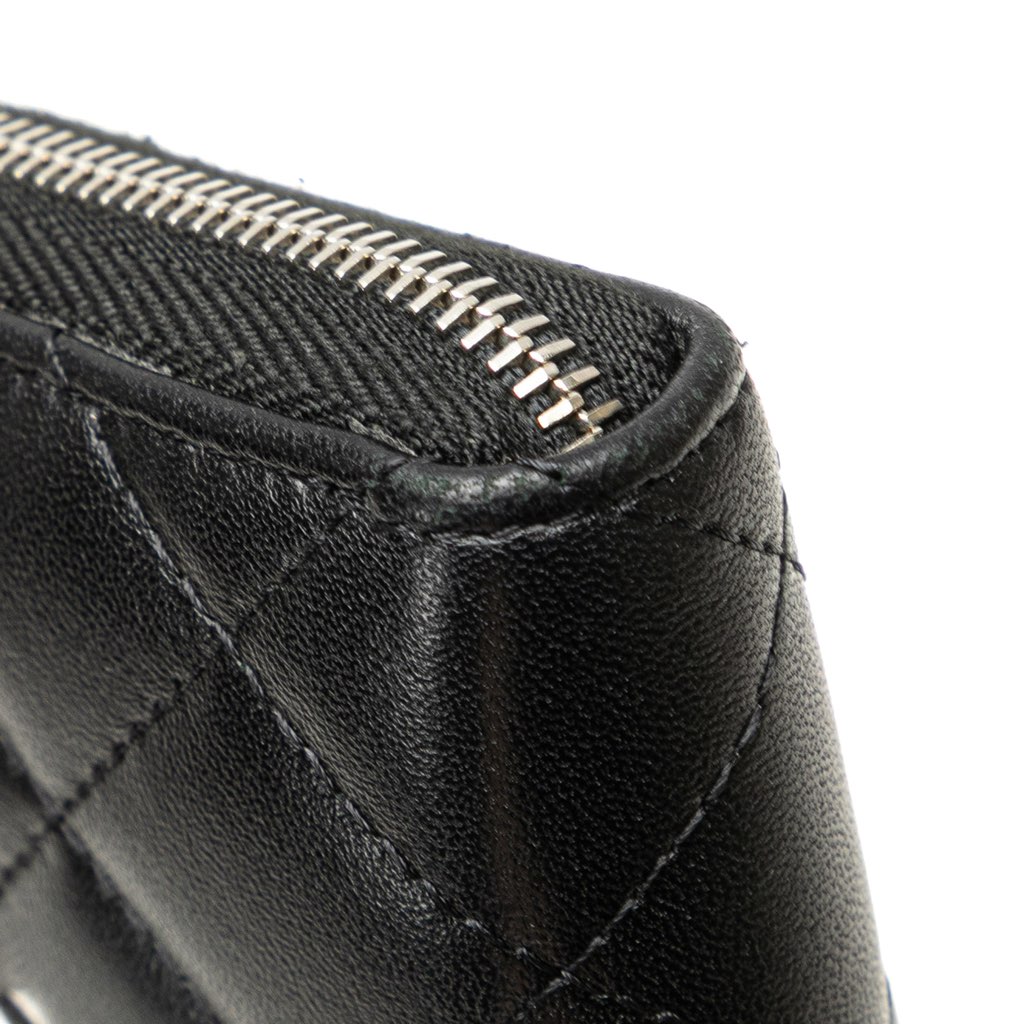 Chanel Quilted Lambskin CC Crystal Coin Pouch - Image 13