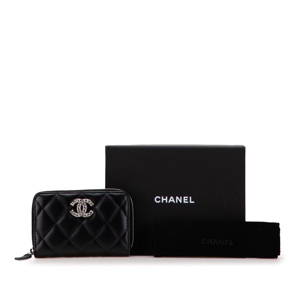 Chanel Quilted Lambskin CC Crystal Coin Pouch - Image 17