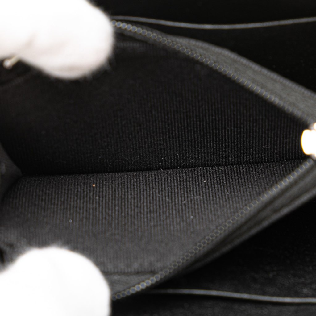 Chanel Quilted Lambskin CC Crystal Coin Pouch - Image 12