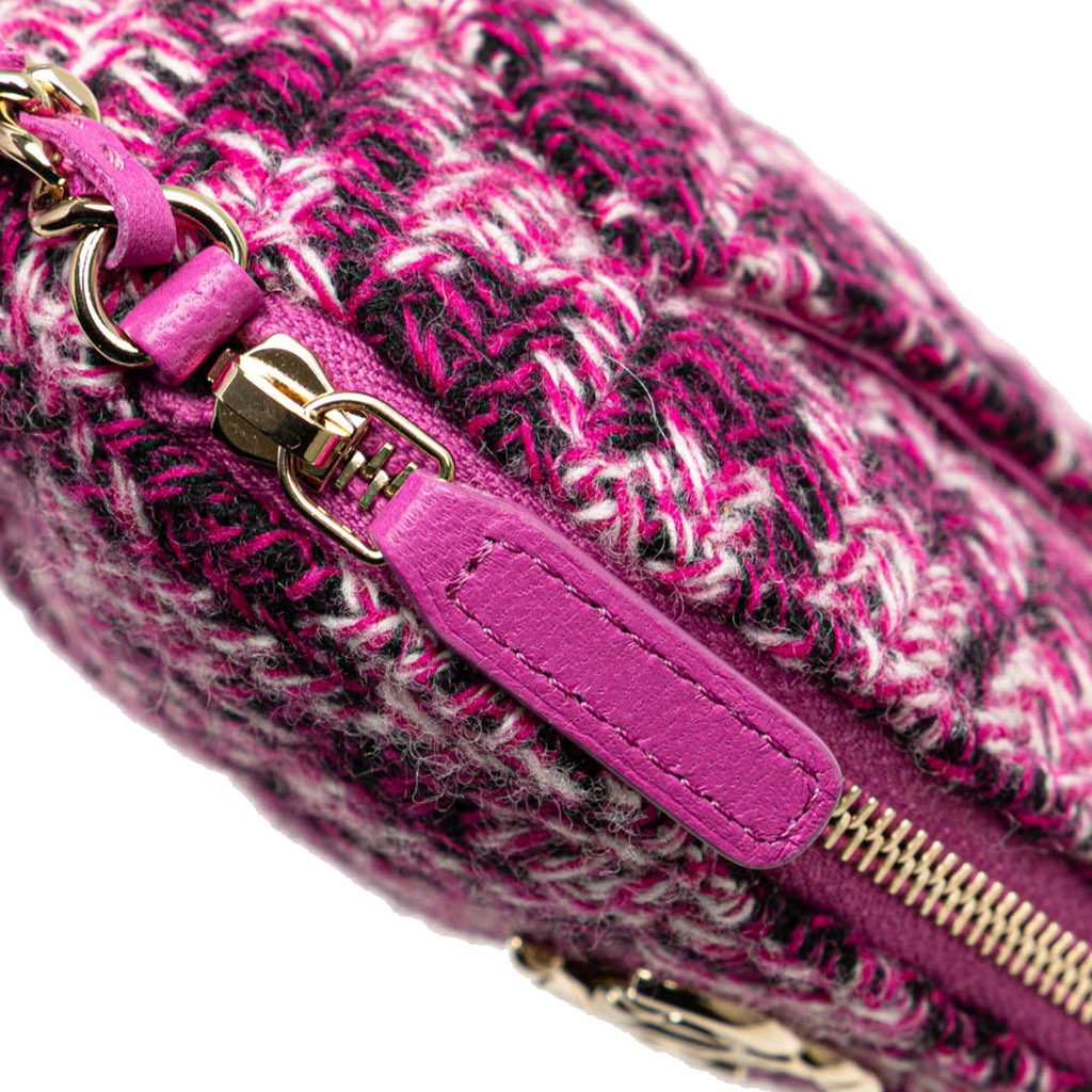 Chanel CC Tweed Houndstooth Clutch On Chain - Image 10