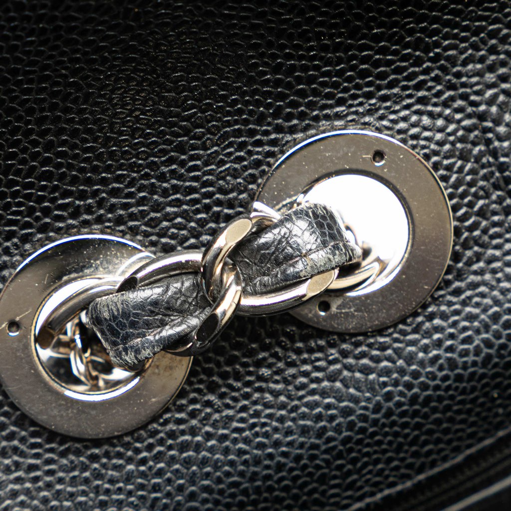 Chanel Jumbo Quilted Caviar Single Flap - Image 11