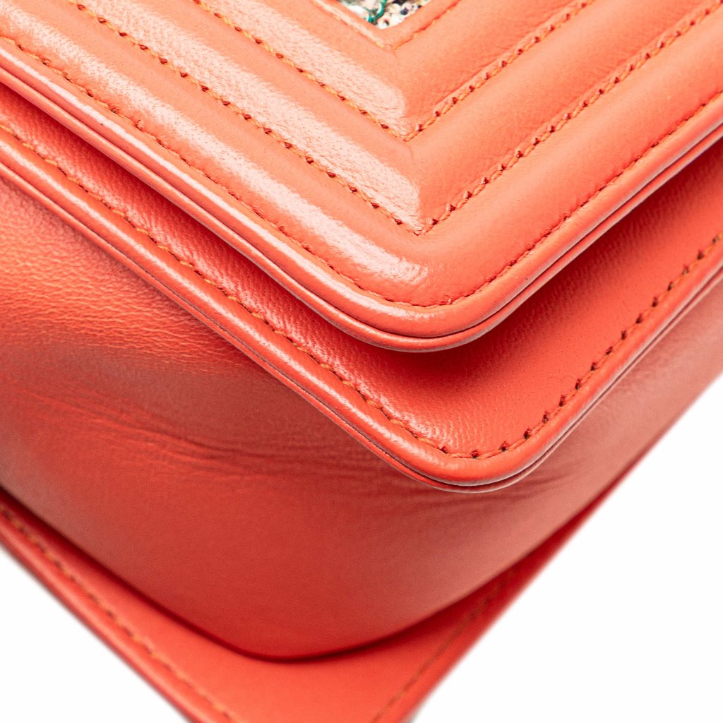 Chanel Small Tweed and Lambskin Boy Flap - Image 12