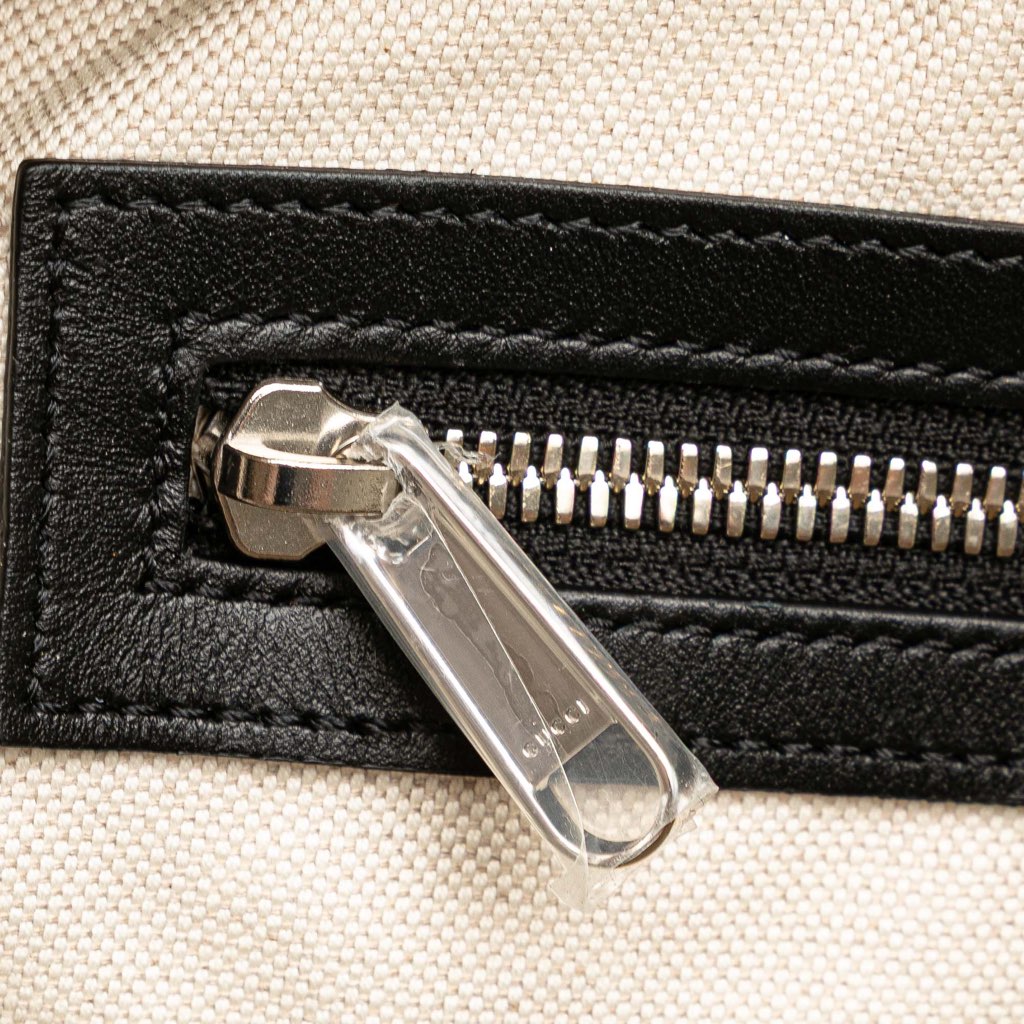 Gucci GG Embossed Leather Crossbody - Detail 2