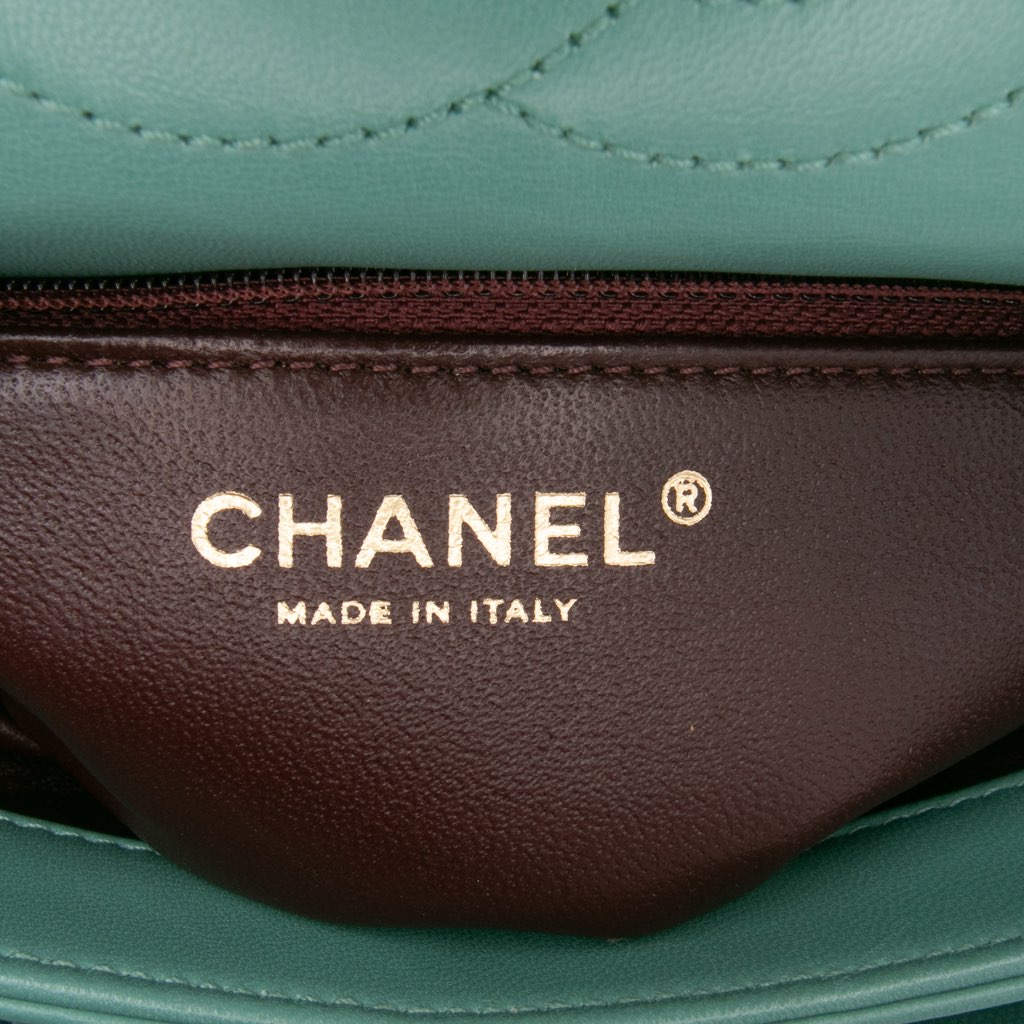 Chanel Quilted Lambskin Trendy CC Flap - Side view