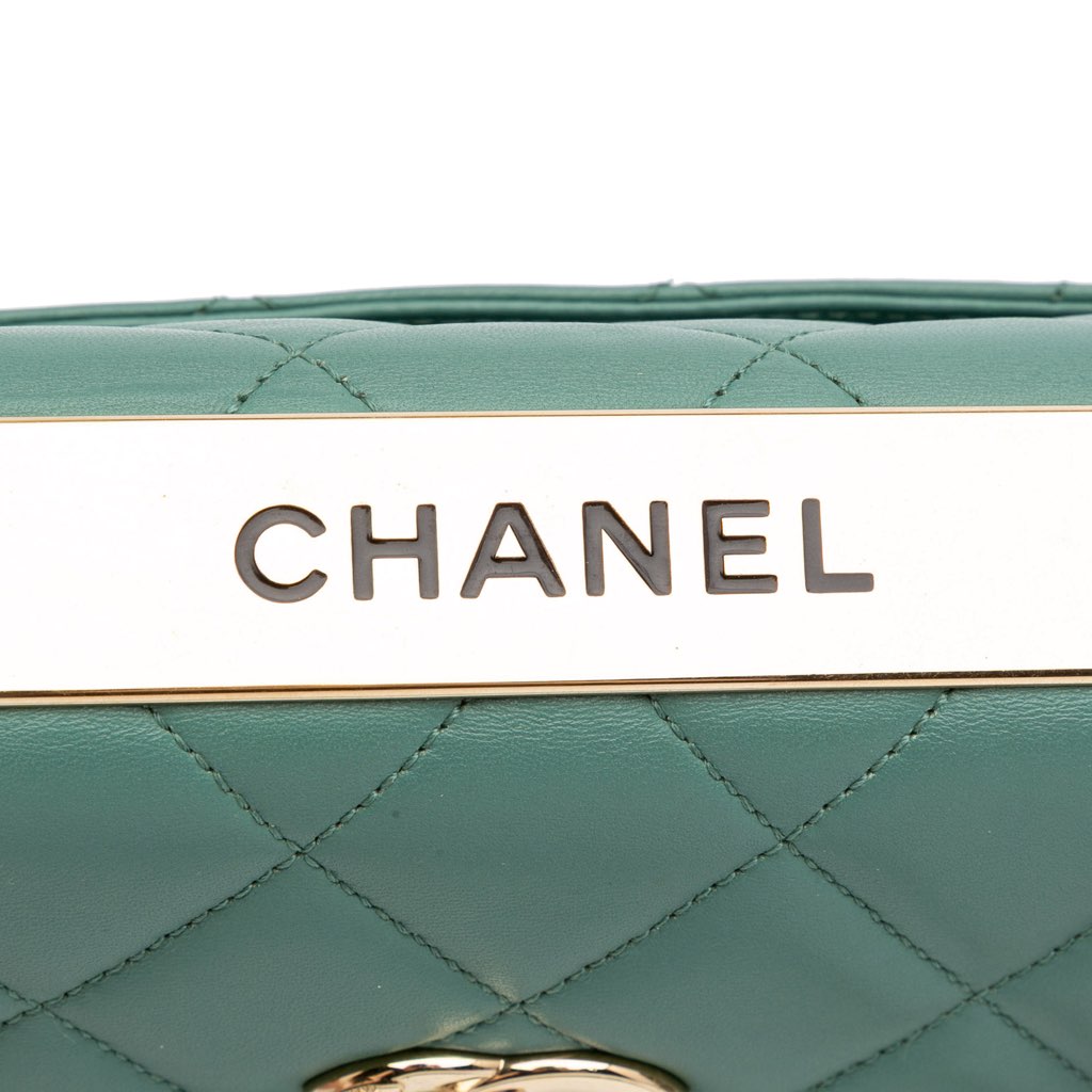 Chanel Quilted Lambskin Trendy CC Flap - Detail 2
