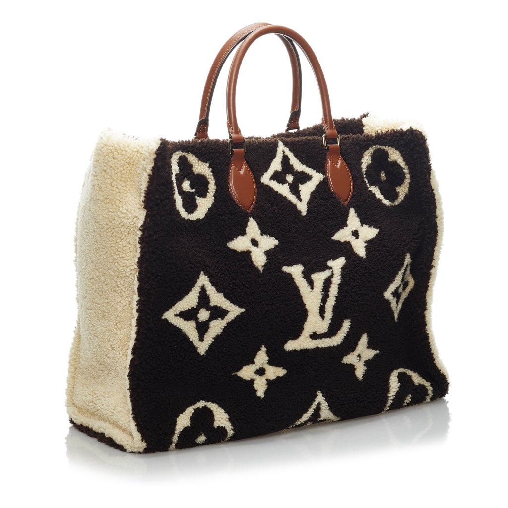 Louis Vuitton Monogram Giant Shearling Teddy Onthego GM - 2