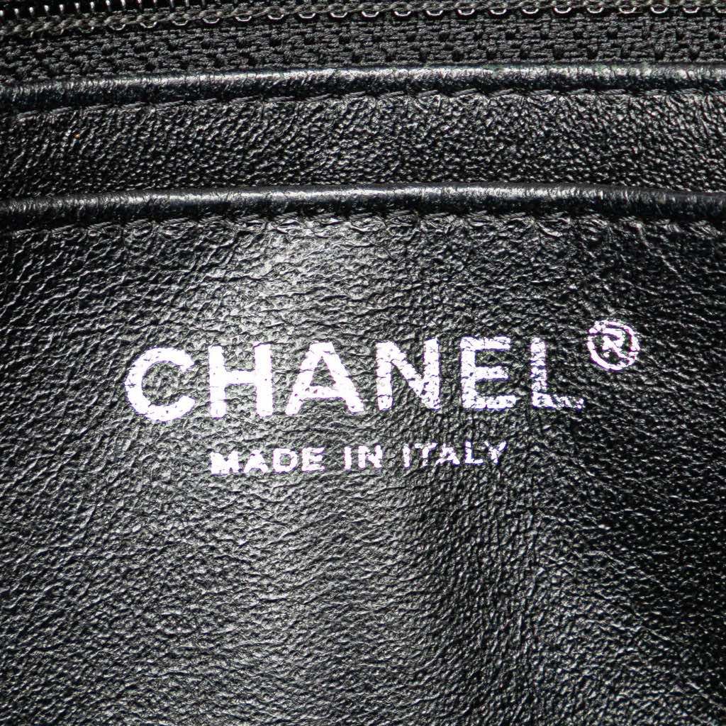 Chanel Jumbo Classic Caviar Double Flap - 5