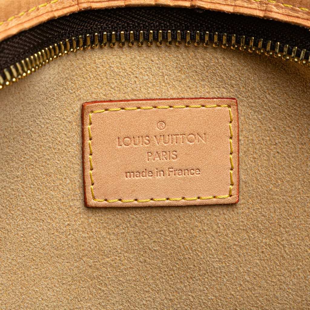 Louis Vuitton Monogram Estrela MM - Side view