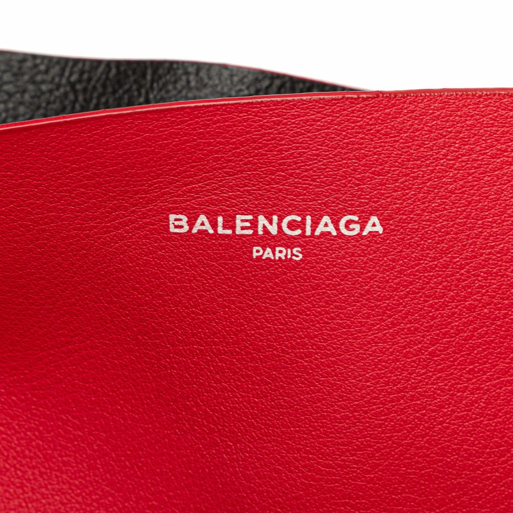 Balenciaga Leather Everyday Tote - Image 10