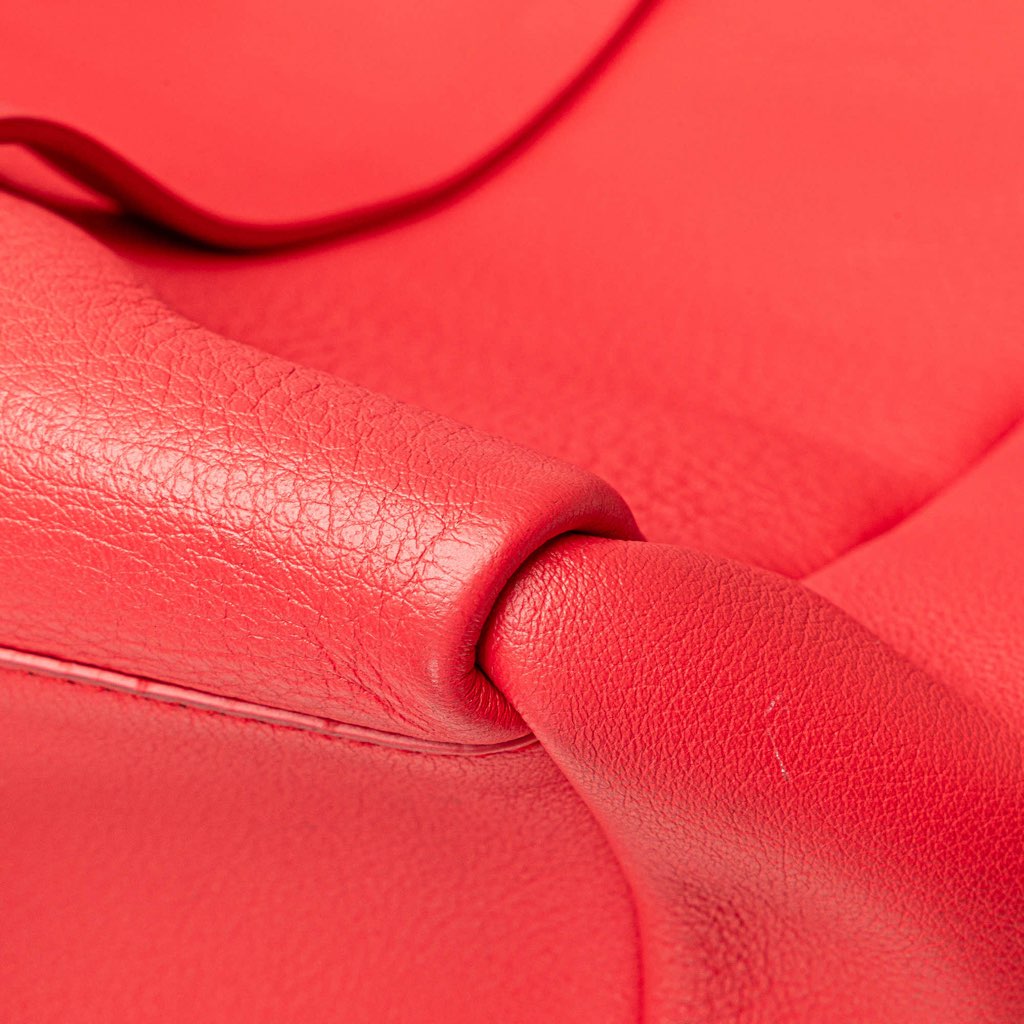 Balenciaga Leather Everyday Tote - Image 11