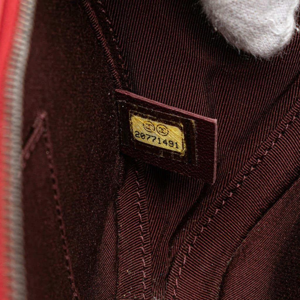 Chanel Small Quilted Glazed Calfskin Coco Boy Camera Bag - Detail 2