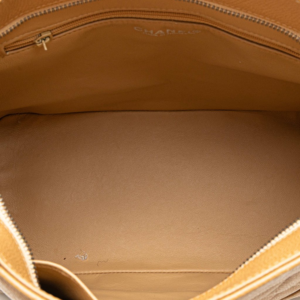 Chanel Caviar Medallion Tote - 4