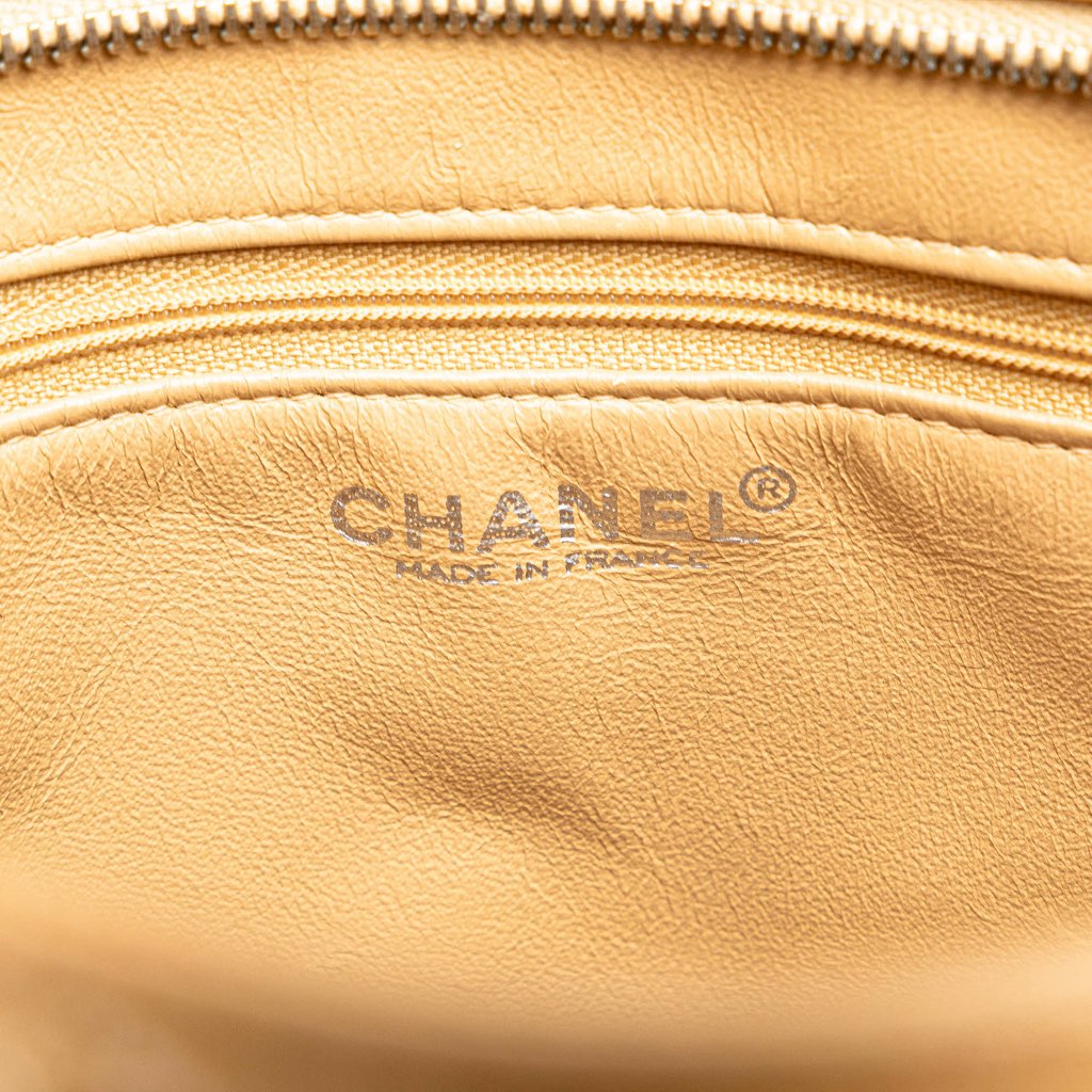 Chanel Caviar Medallion Tote - 5