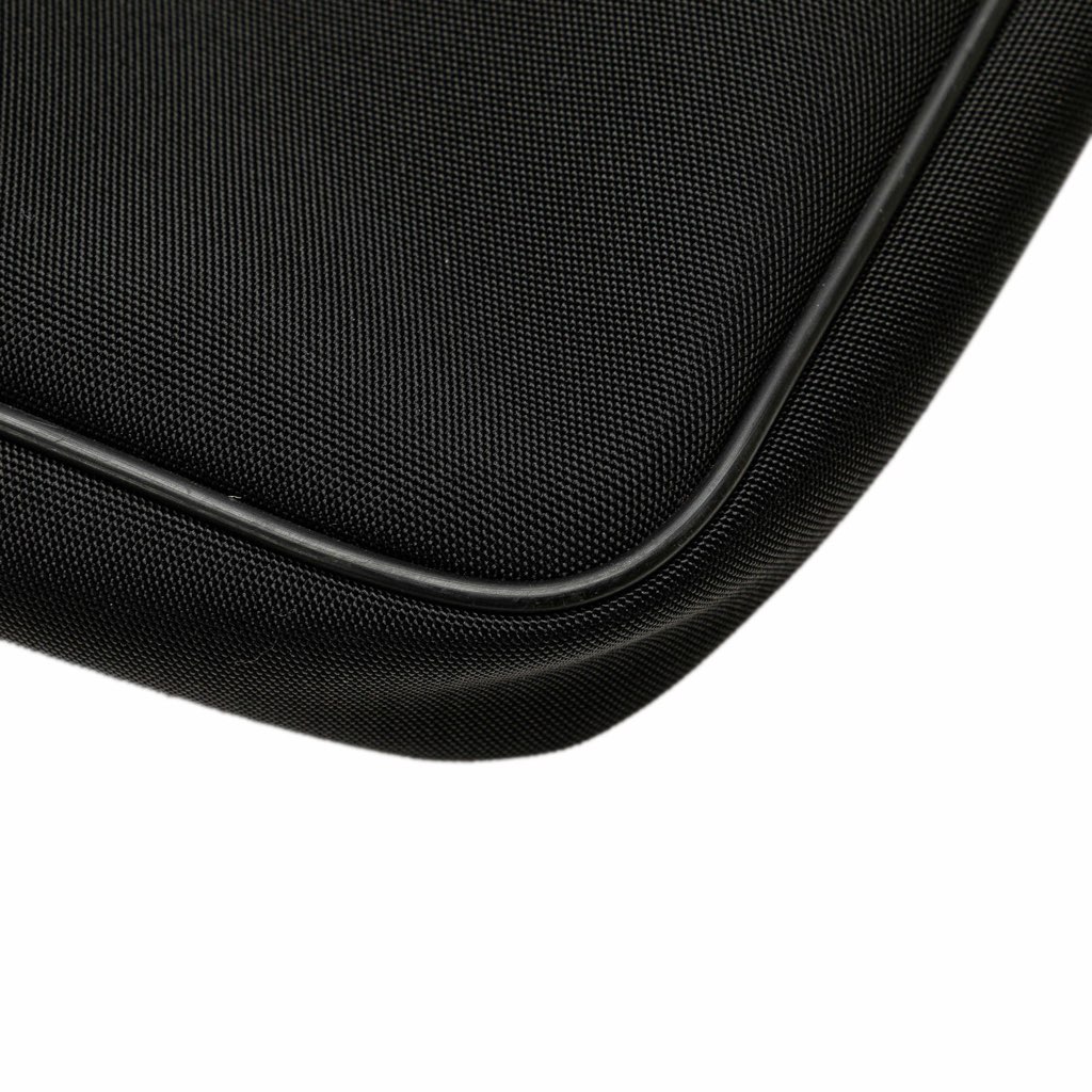 Gucci Leather Trimmed Nylon Laptop Bag - Image 11