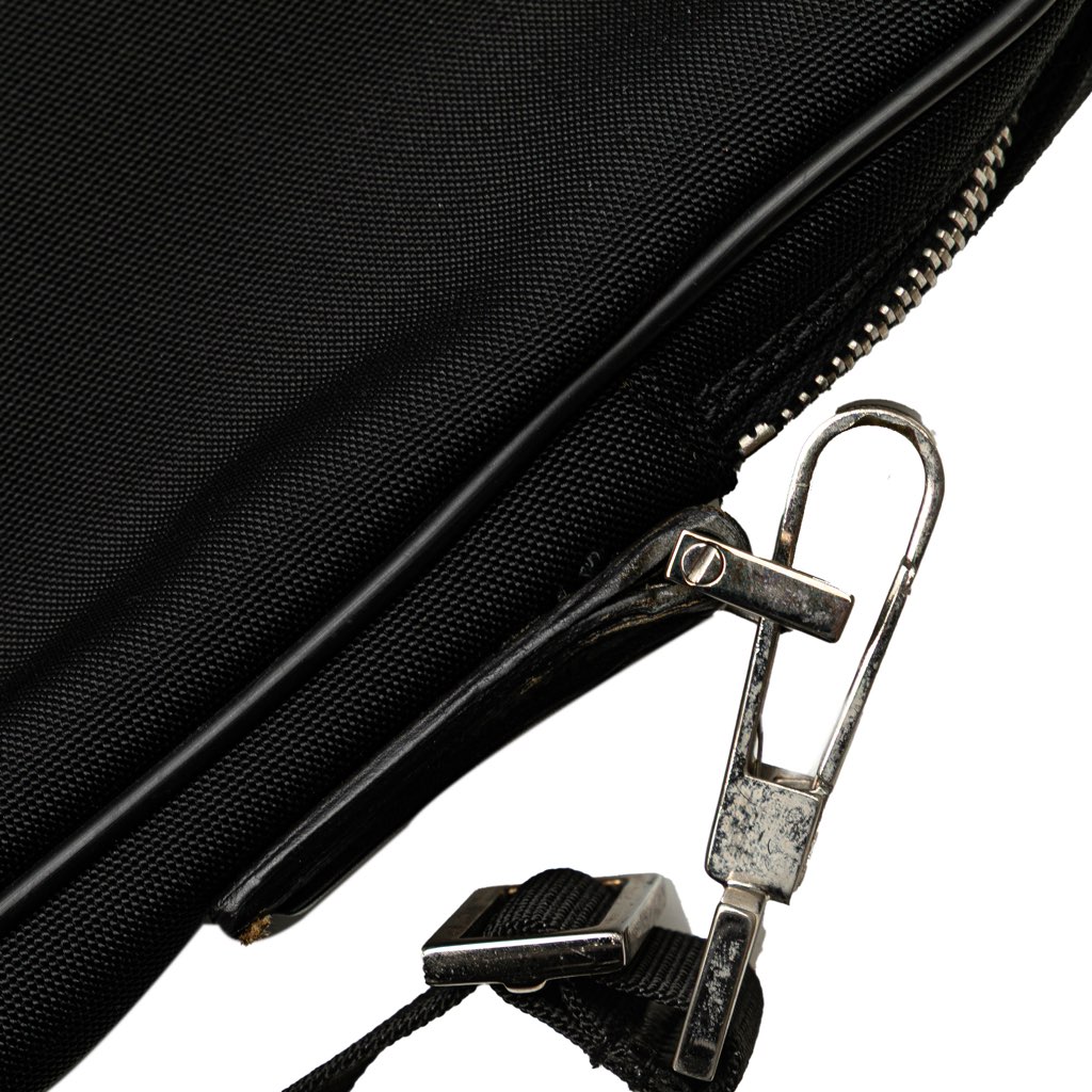 Gucci Leather Trimmed Nylon Laptop Bag - Image 12