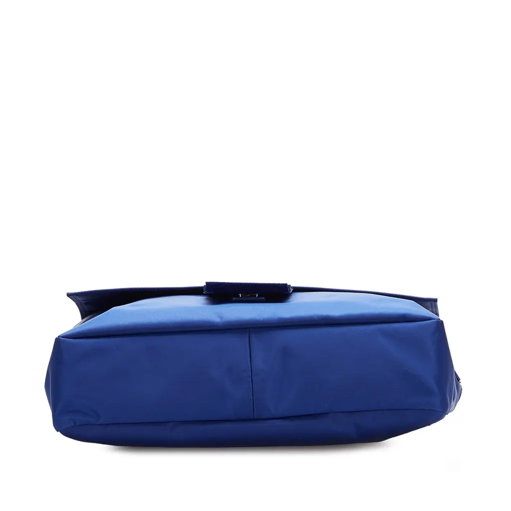 Fendi FF Lock Crossbody Blue Good - Model View