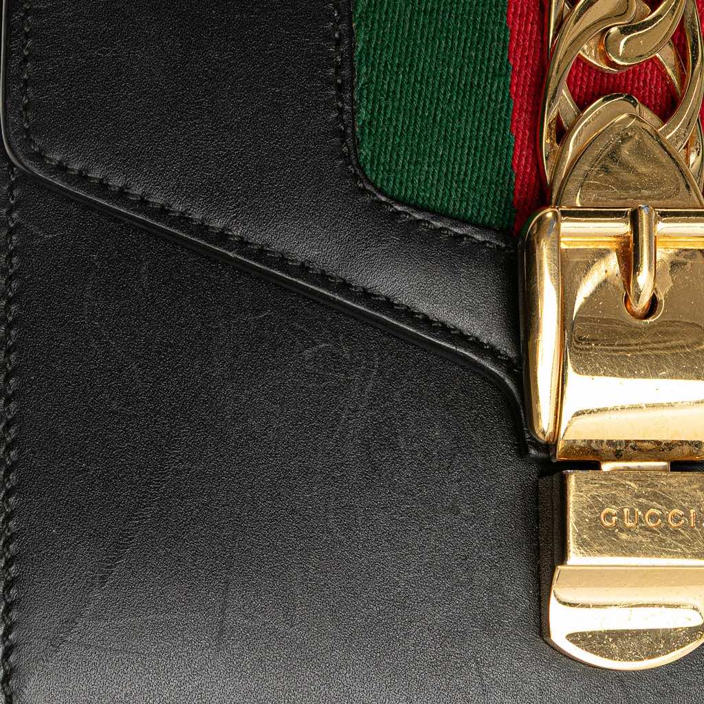 Gucci Mini Leather Web Sylvie Chain Crossbody - Detail 2