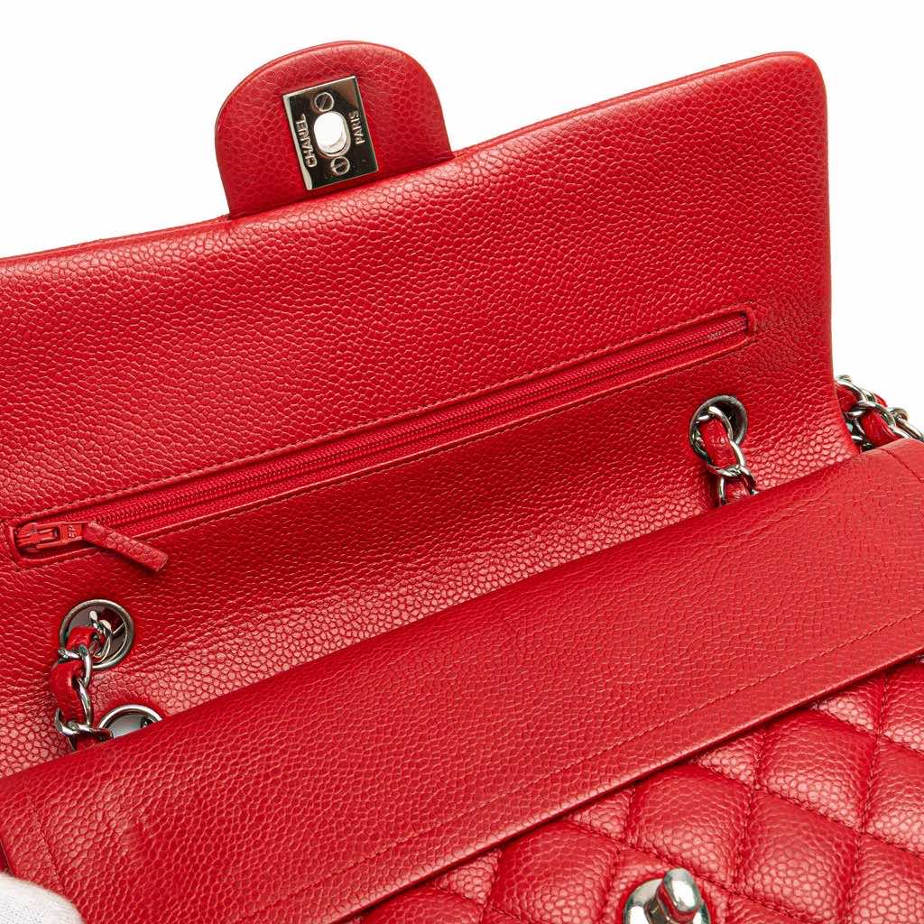 Chanel Medium Classic Caviar Double Flap - Detail 2