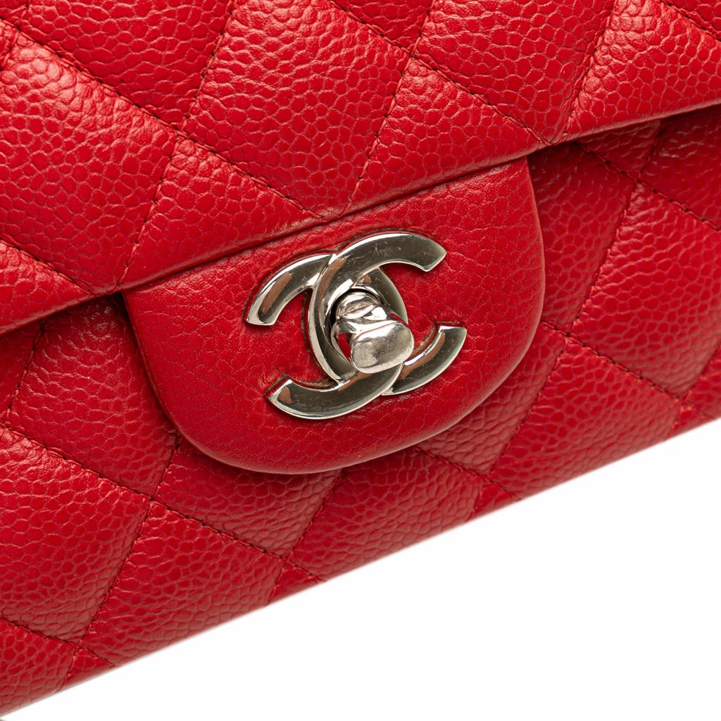 Chanel Medium Classic Caviar Double Flap - Image 11