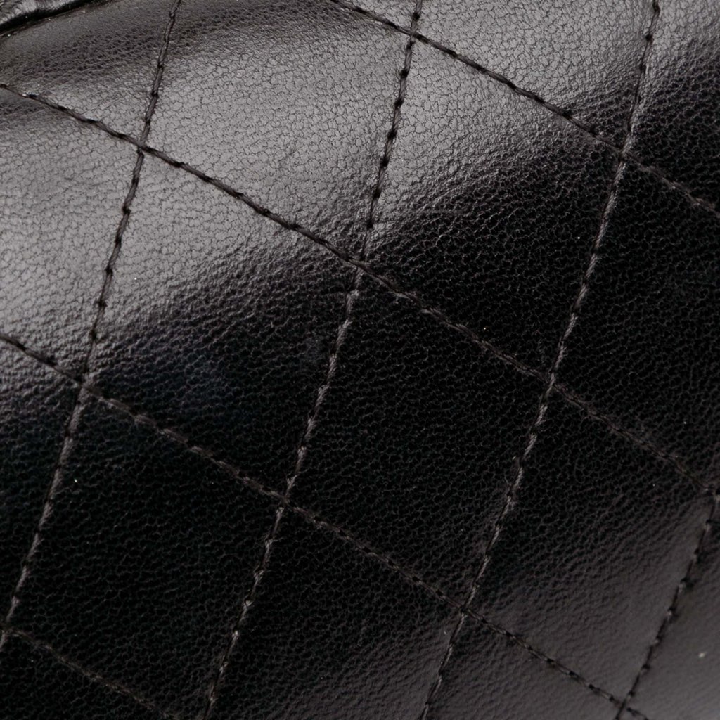 Chanel Quilted Lambskin Chain Around Clutch - Detail 2