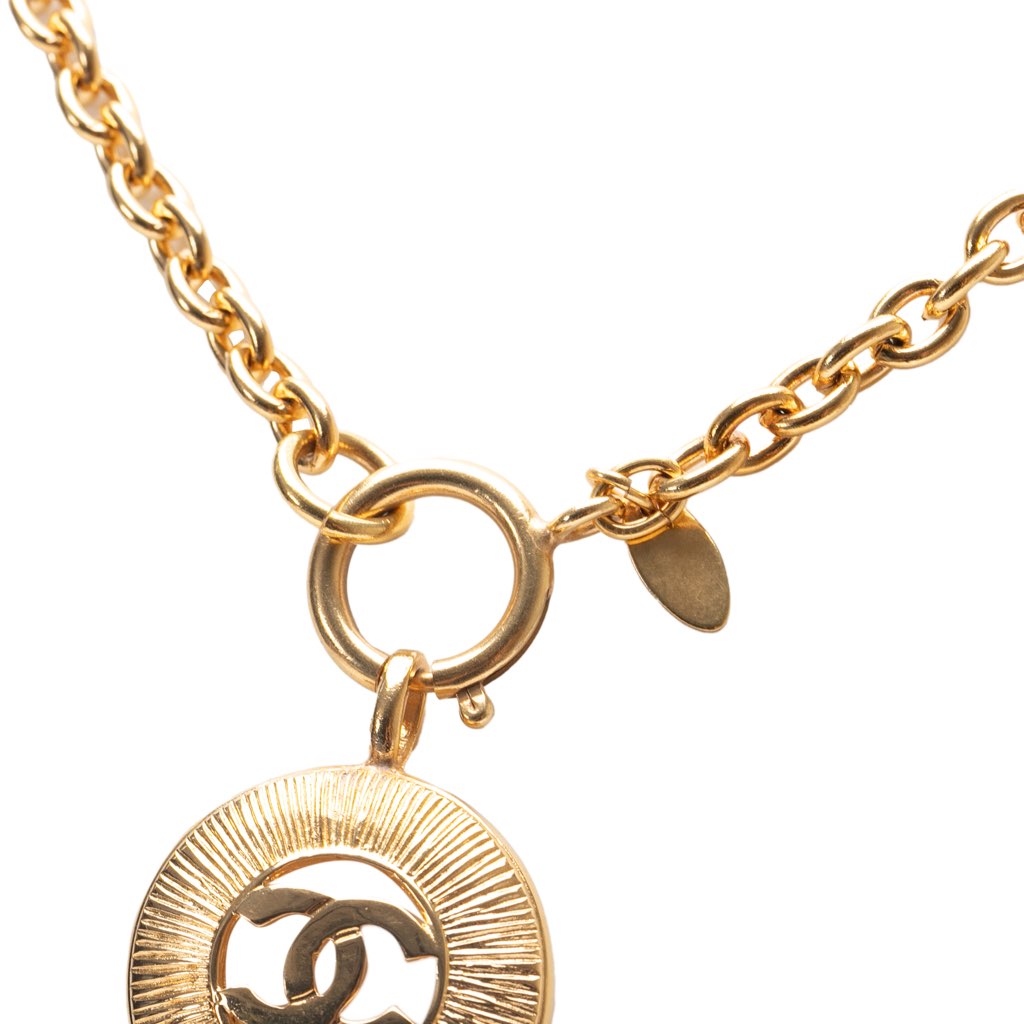 Chanel Gold Plated CC Round Pendant Necklace - 2
