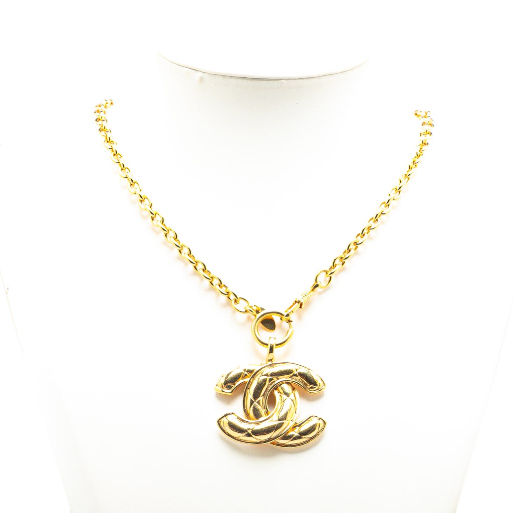 Chanel Gold Plated Quilted CC Pendant Necklace - 5