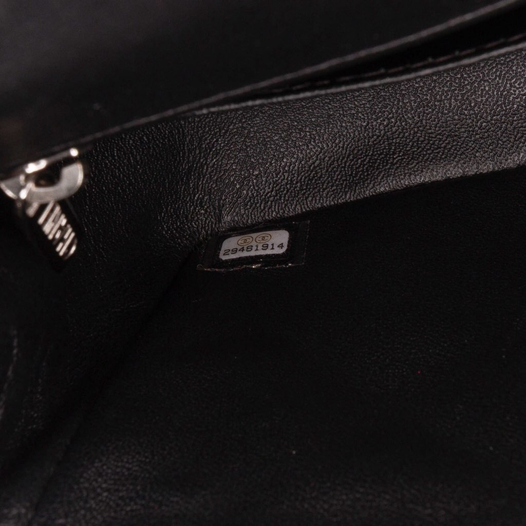 Chanel Mini Rectangular Classic Bicolor Patent Single Flap - Detail 2