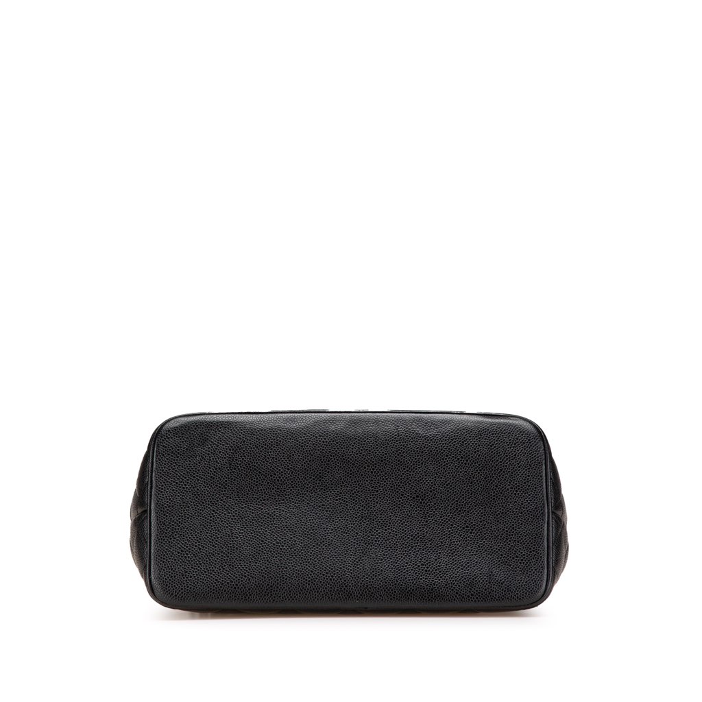 Chanel Caviar Medallion Tote - Image 6