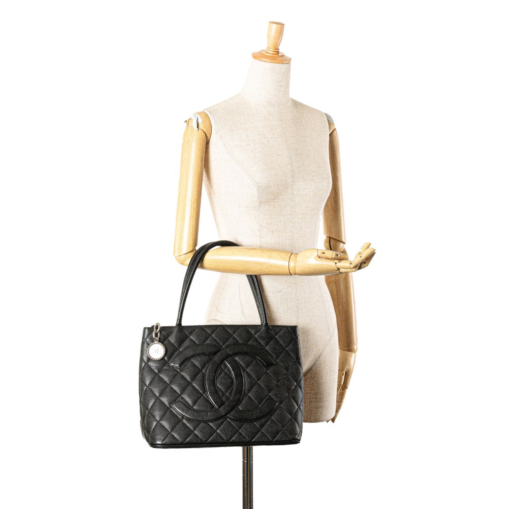 Chanel Caviar Medallion Tote - Image 12