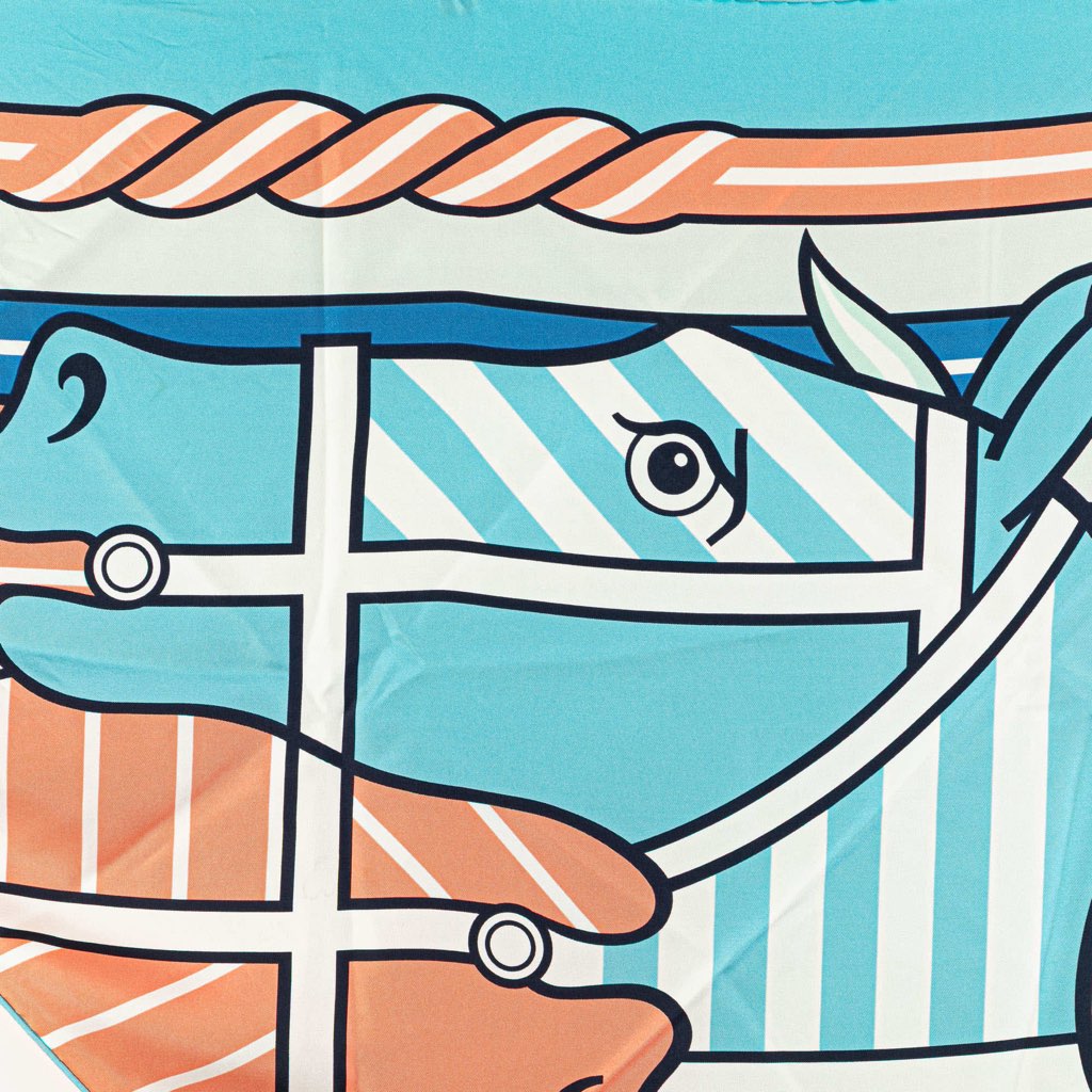 Hermès Quadrige Bayadere Giant Triangle Scarf - 2