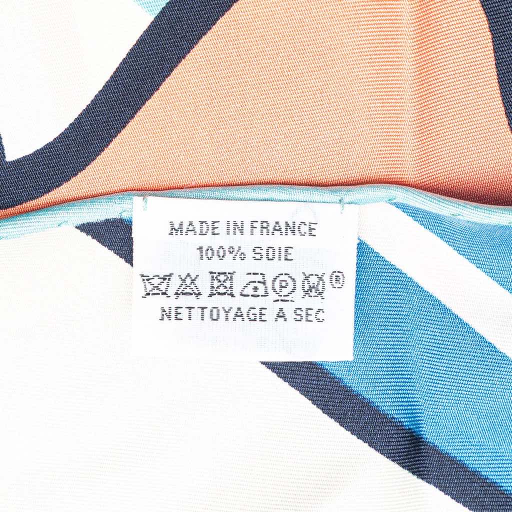 Hermès Quadrige Bayadere Giant Triangle Scarf - 4